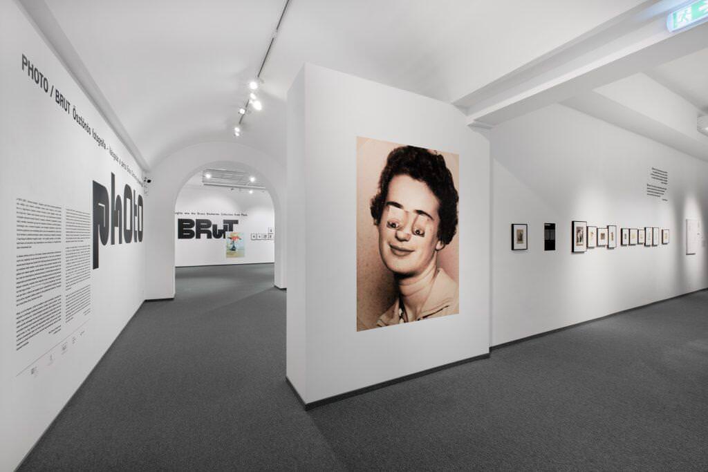 photobrut enterior 13