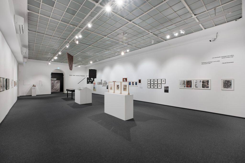 photobrut enterior 24